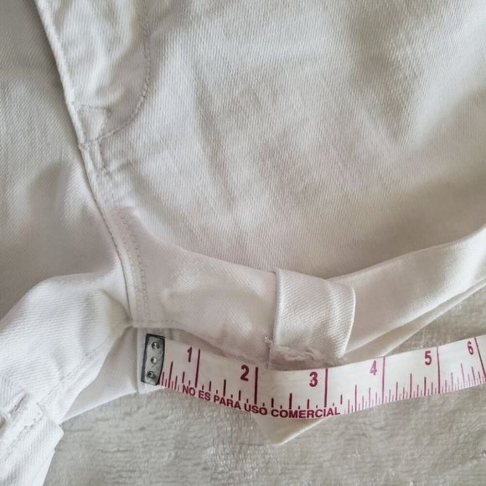 Old Navy womens White denim shorts Size 0 xs Regular midwaist pockets - Picture 6 of 9
